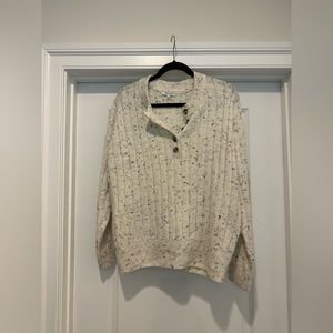 Madewell sweater Size Large….gently worn and in great condition.